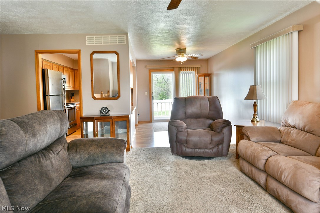 4539 N Leavitt Road NW Warren OH 44485