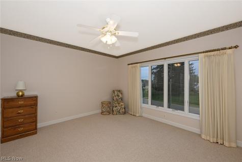 5216 East Boulevard NW Canton OH 44718