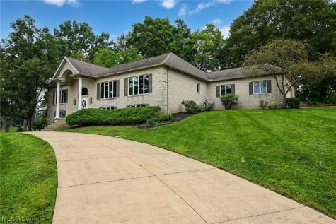 5216 East Boulevard NW Canton OH 44718