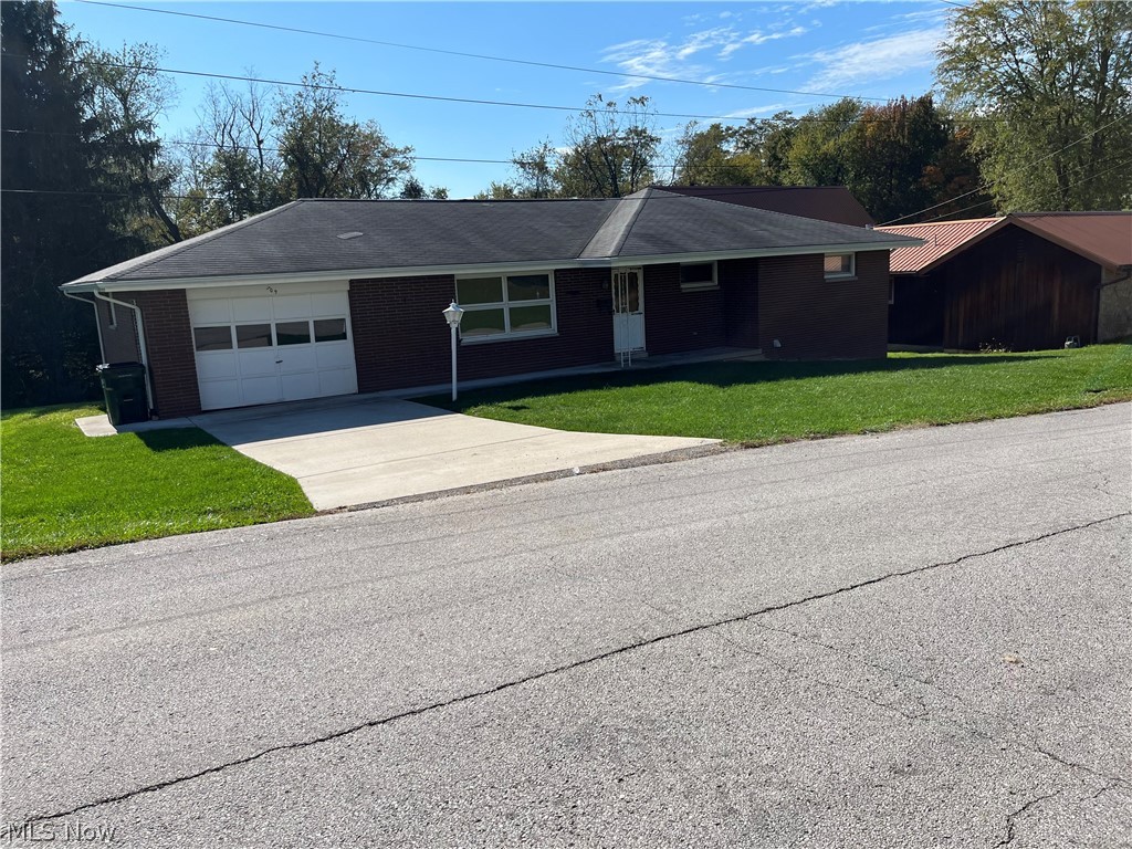 709 Peppard Avenue Cadiz OH 43907