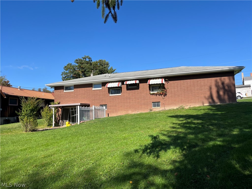 709 Peppard Avenue Cadiz OH 43907