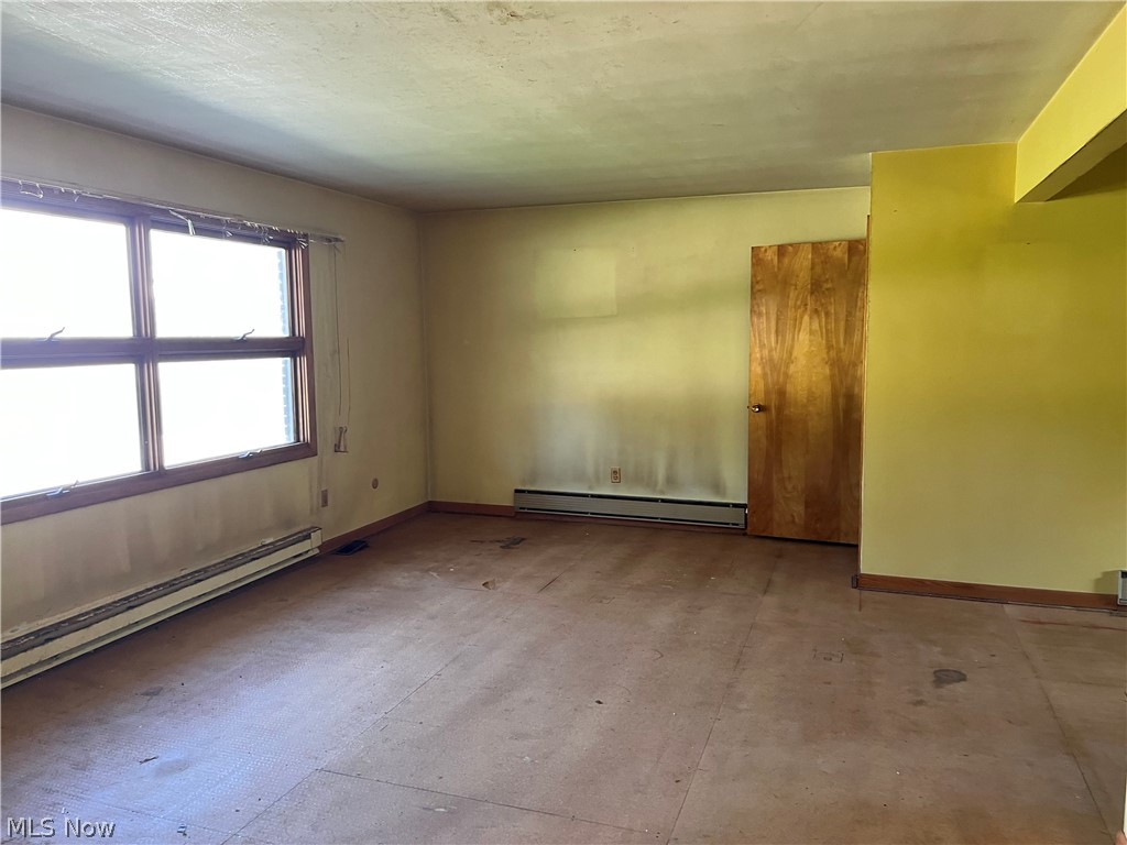 709 Peppard Avenue Cadiz OH 43907