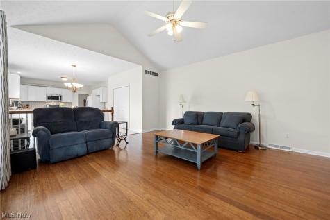 17118 Woodlawn Court Strongsville OH 44149