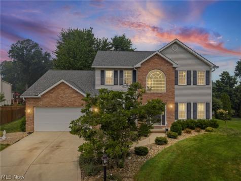 17118 Woodlawn Court Strongsville OH 44149