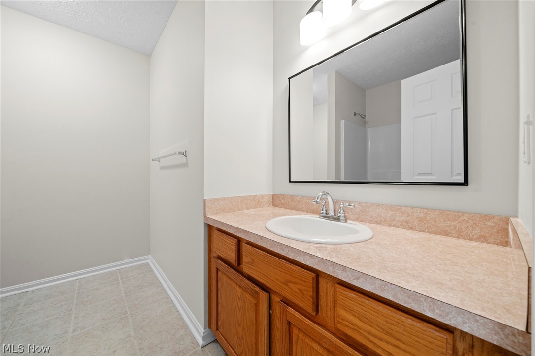 17118 Woodlawn Court Strongsville OH 44149
