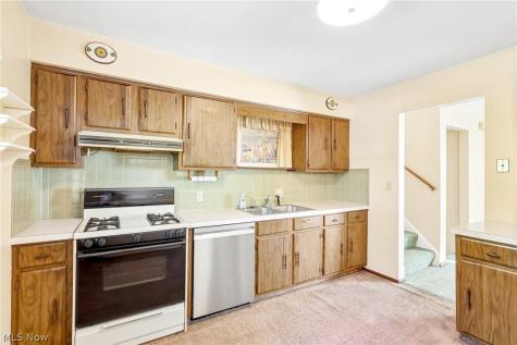 3300 Butternut Drive Barberton OH 44203