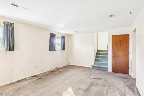 3300 Butternut Drive Barberton OH 44203