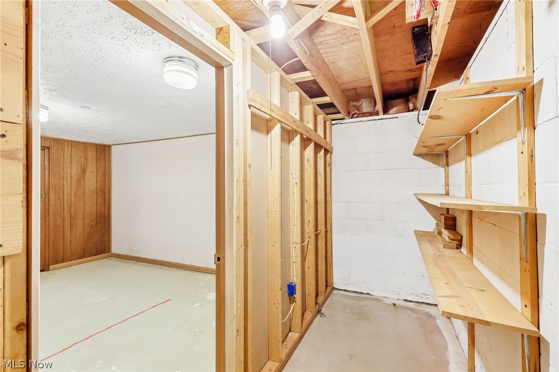 3300 Butternut Drive Barberton OH 44203