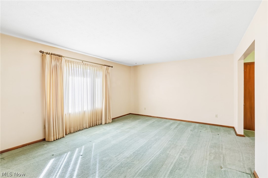 3300 Butternut Drive Barberton OH 44203