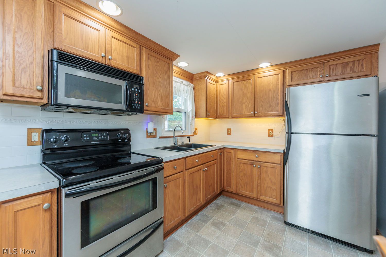 2765 Nagel Road Avon OH 44011