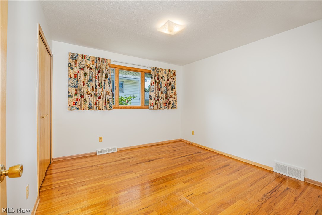 6879 Middlebrook Boulevard Middleburg Heights OH 44130