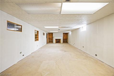 6879 Middlebrook Boulevard Middleburg Heights OH 44130