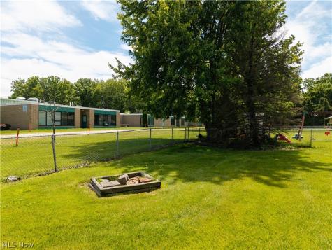 6879 Middlebrook Boulevard Middleburg Heights OH 44130