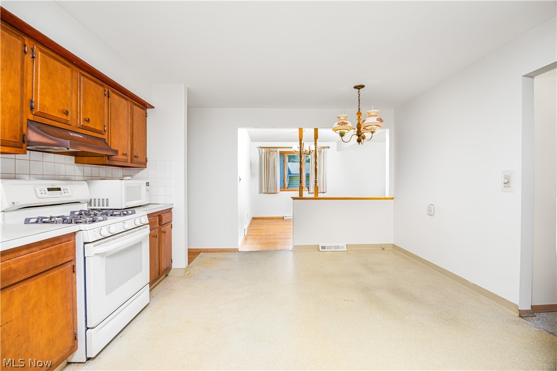 6879 Middlebrook Boulevard Middleburg Heights OH 44130