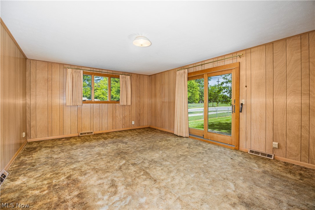 6879 Middlebrook Boulevard Middleburg Heights OH 44130