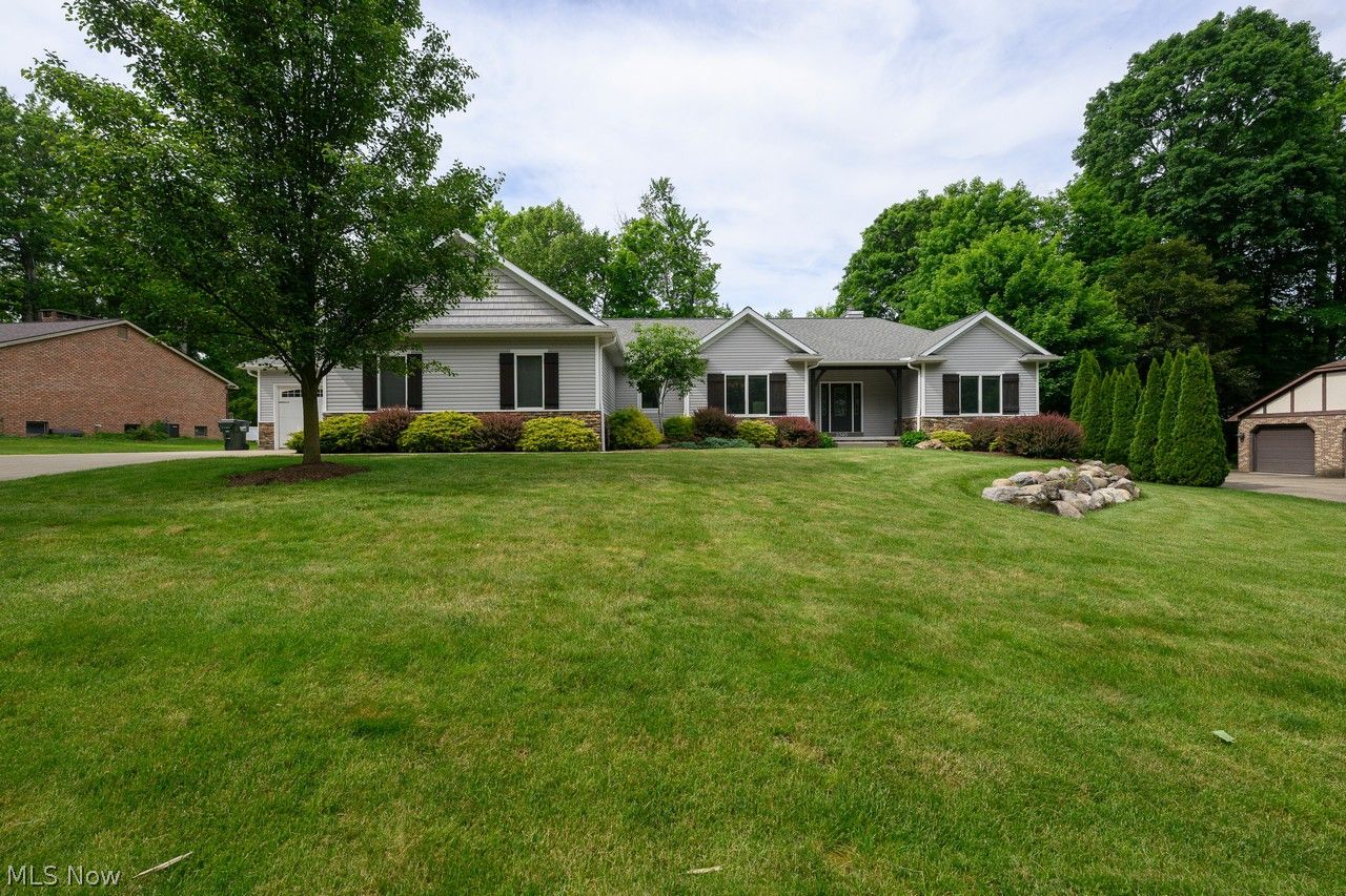 2345 Radford Street NW North Canton OH 44720