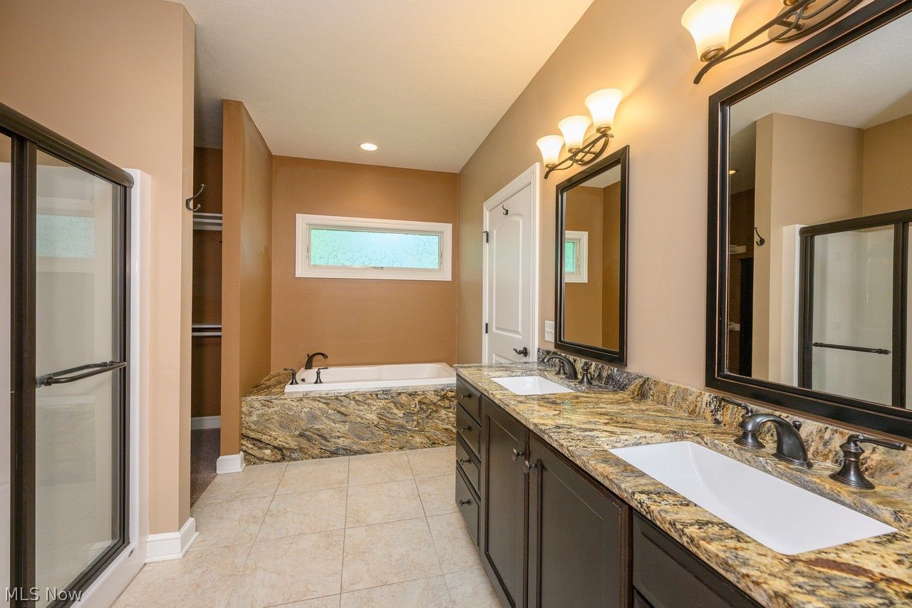2345 Radford Street NW North Canton OH 44720