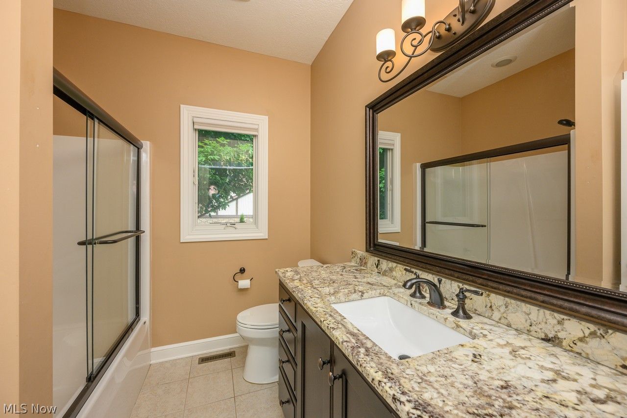 2345 Radford Street NW North Canton OH 44720