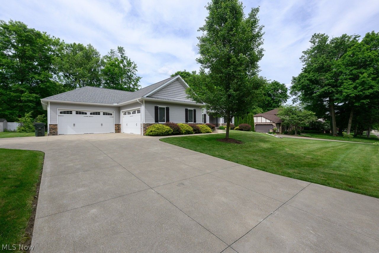 2345 Radford Street NW North Canton OH 44720