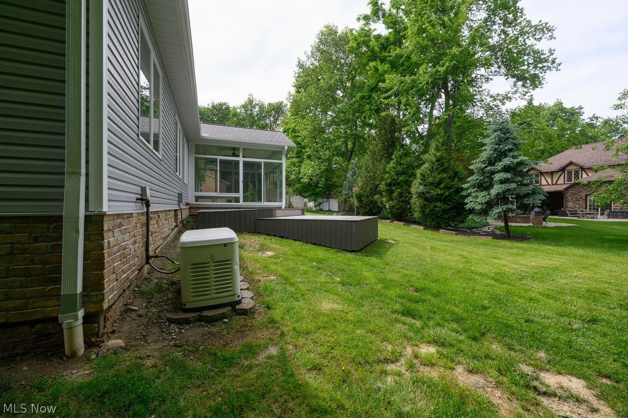 2345 Radford Street NW North Canton OH 44720