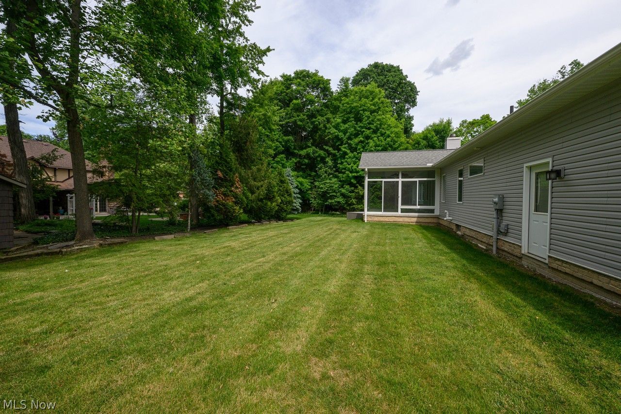 2345 Radford Street NW North Canton OH 44720