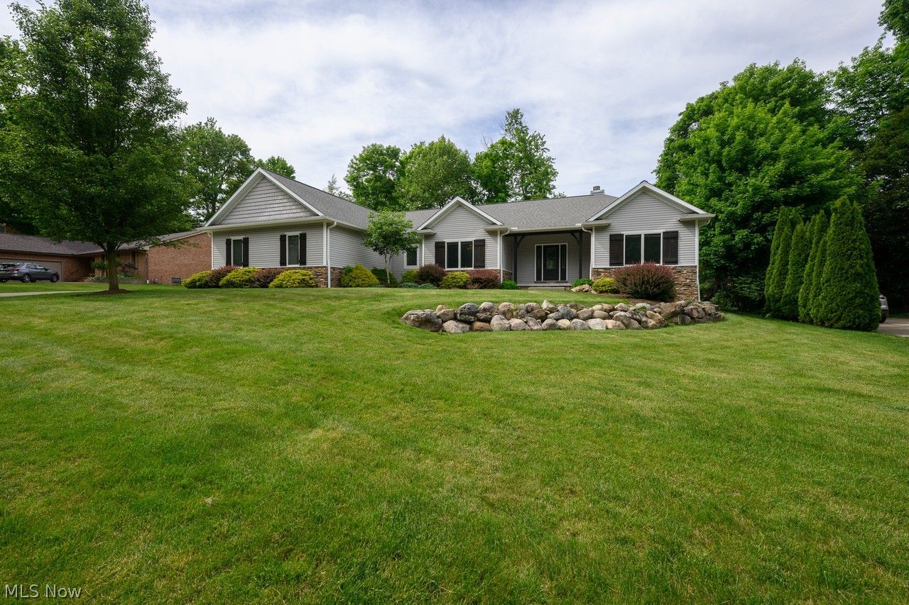 2345 Radford Street NW North Canton OH 44720