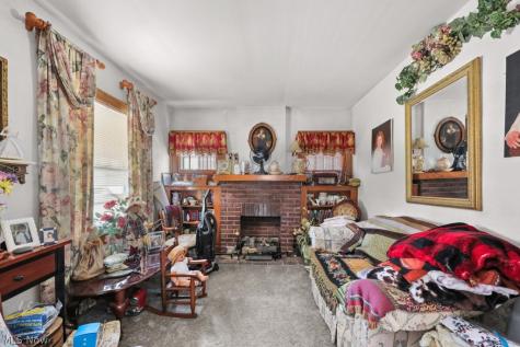 85 Youtz Avenue Akron OH 44301