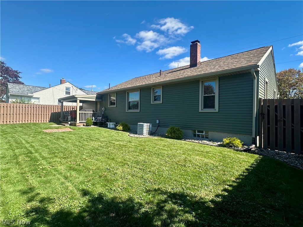 910 Woodlawn Avenue Girard OH 44420