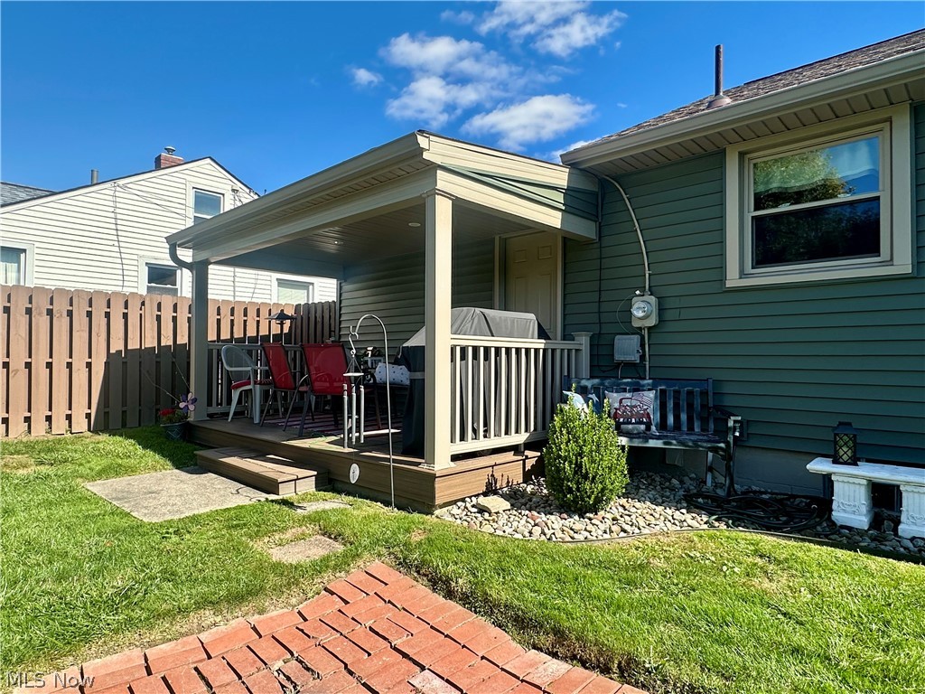 910 Woodlawn Avenue Girard OH 44420
