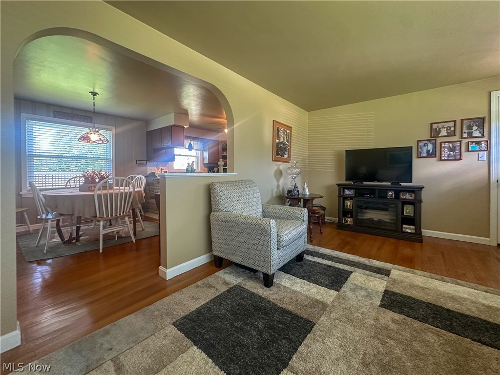910 Woodlawn Avenue Girard OH 44420