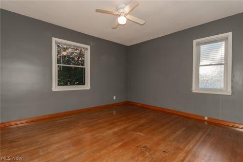 1111 E Miner Road Mayfield Heights OH 44124