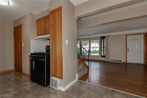 1111 E Miner Road Mayfield Heights OH 44124