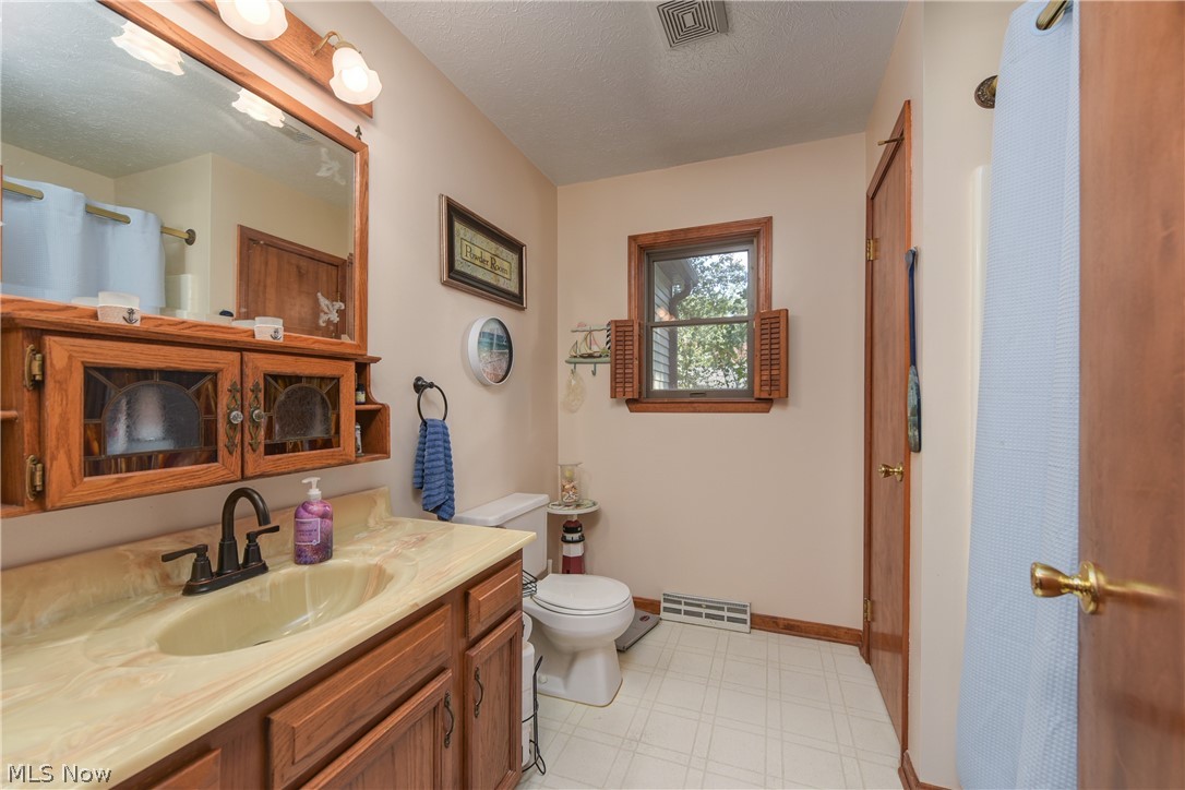 685 Guilford Road Vermilion OH 44089