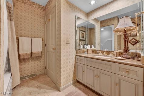 4670 Figgie Drive Willoughby OH 44094