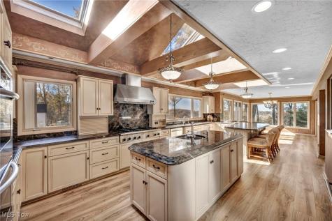 4670 Figgie Drive Willoughby OH 44094
