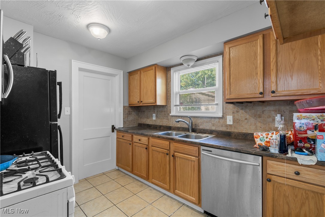 1052 Lexington Avenue Akron OH 44310