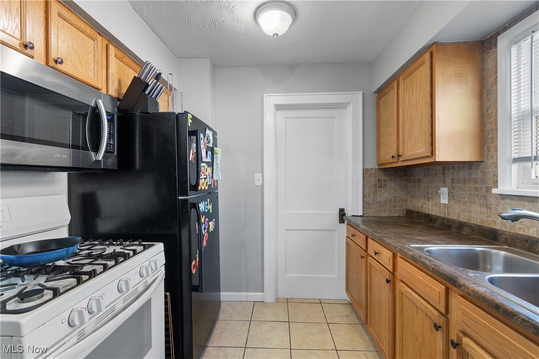 1052 Lexington Avenue Akron OH 44310