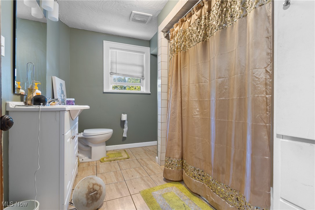 1052 Lexington Avenue Akron OH 44310