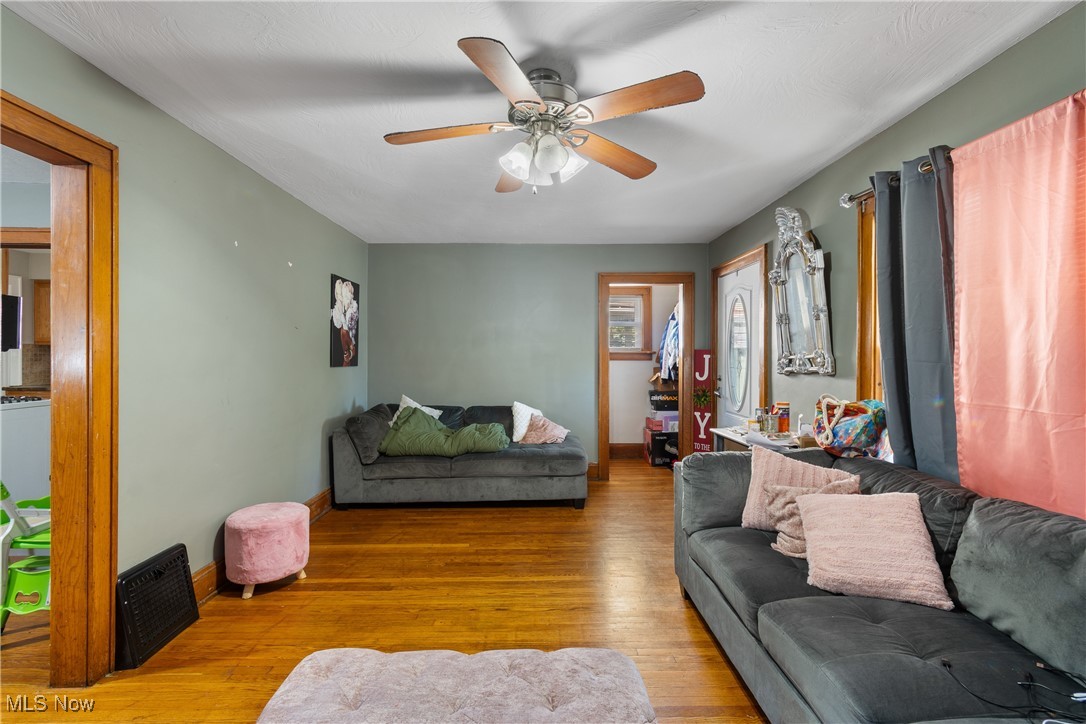 1052 Lexington Avenue Akron OH 44310