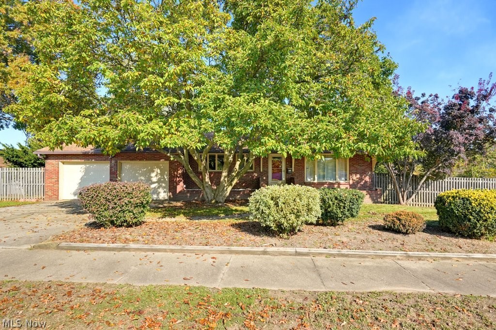 811 Hunt Street Akron OH 44306