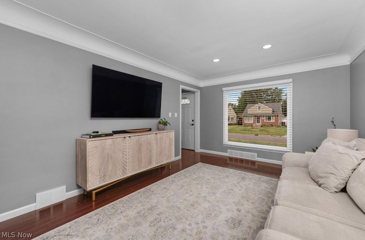 6431 Keltonshire Road Parma OH 44129