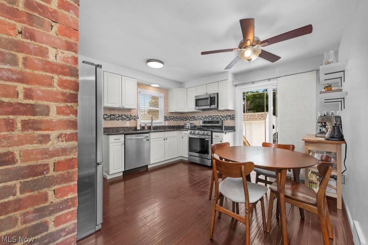 6431 Keltonshire Road Parma OH 44129