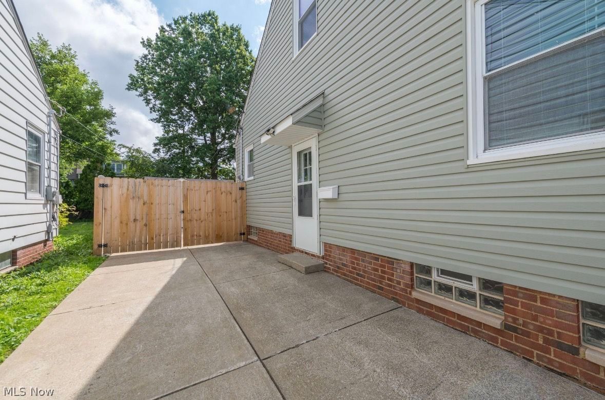 6431 Keltonshire Road Parma OH 44129