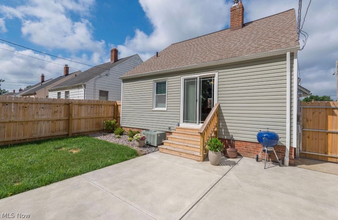 6431 Keltonshire Road Parma OH 44129