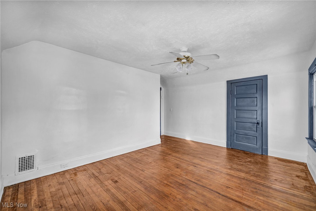14208 Jenne Avenue Cleveland OH 44110