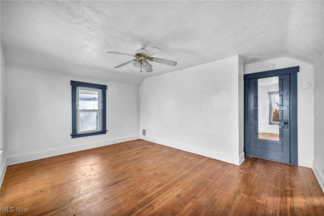 14208 Jenne Avenue Cleveland OH 44110