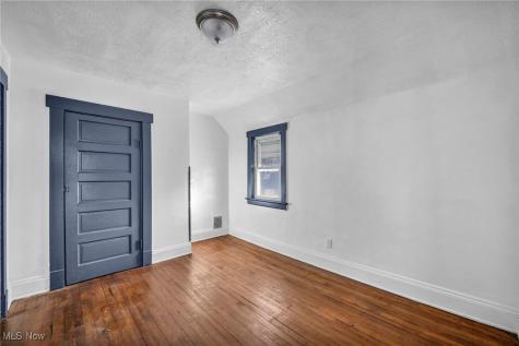 14208 Jenne Avenue Cleveland OH 44110