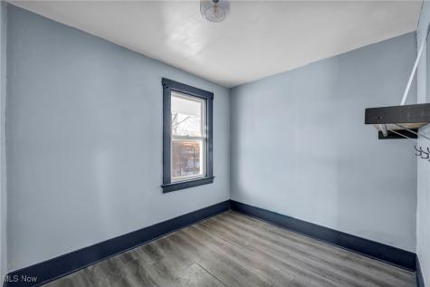 14208 Jenne Avenue Cleveland OH 44110