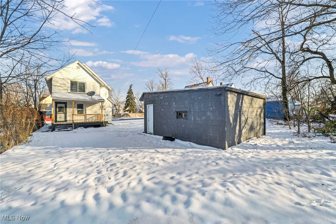 14208 Jenne Avenue Cleveland OH 44110