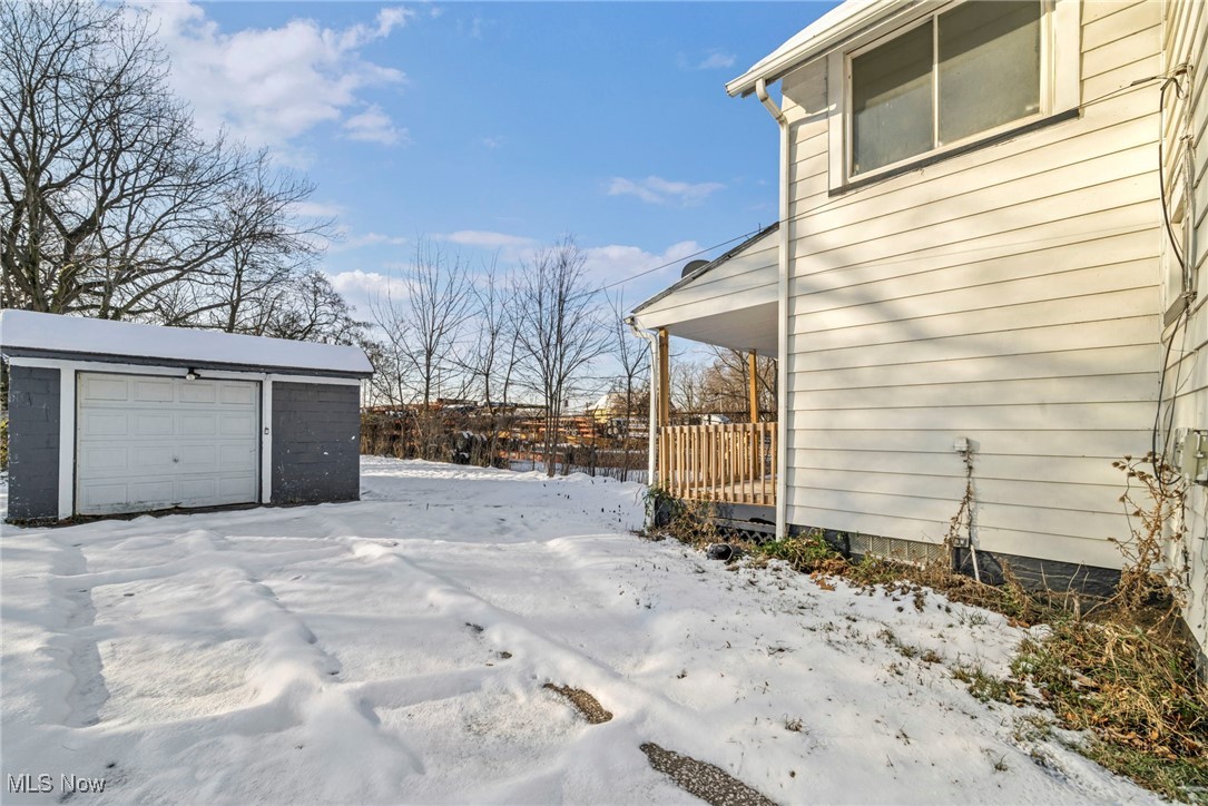 14208 Jenne Avenue Cleveland OH 44110